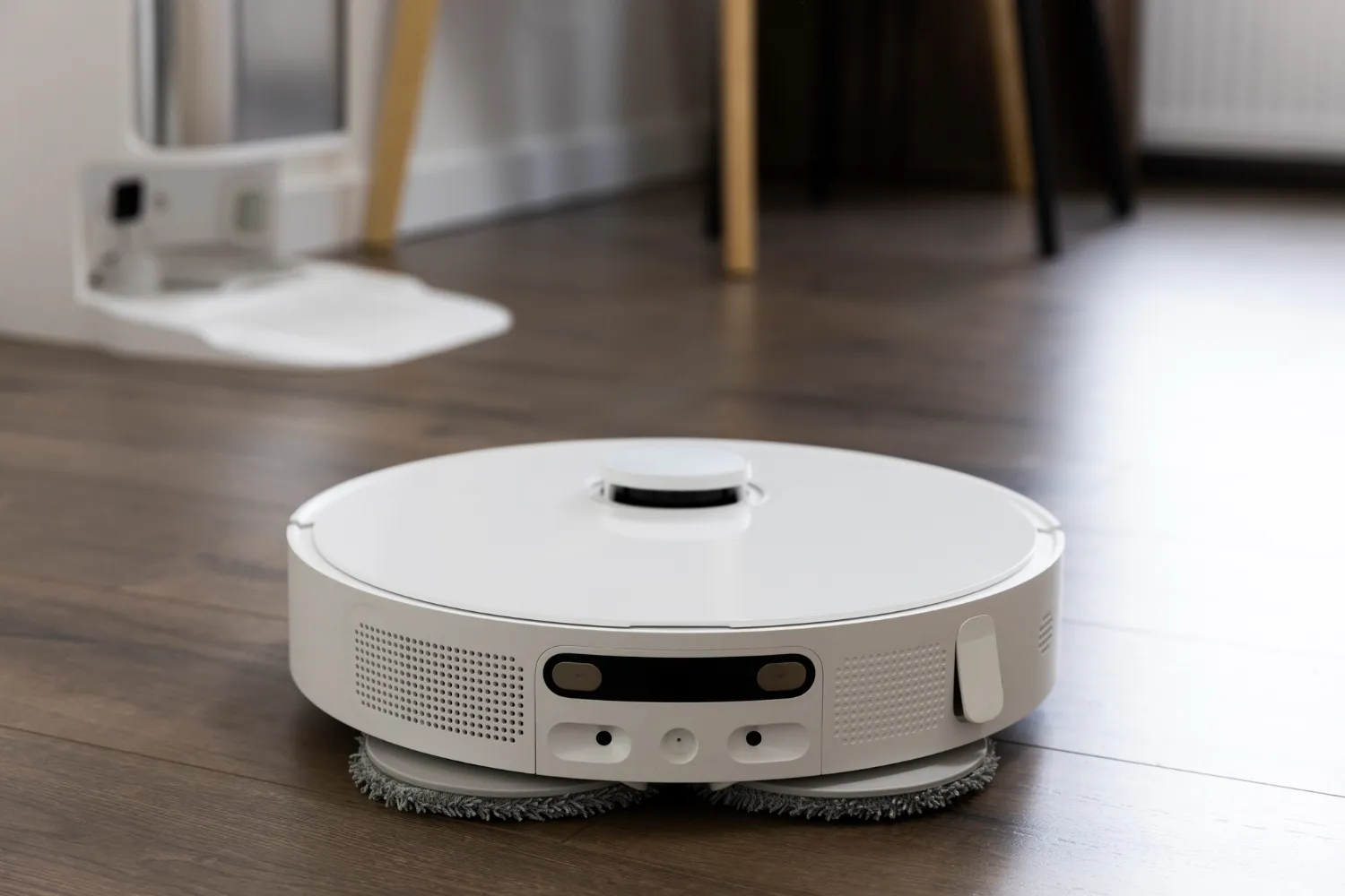 Robot Vacuums thumbnail